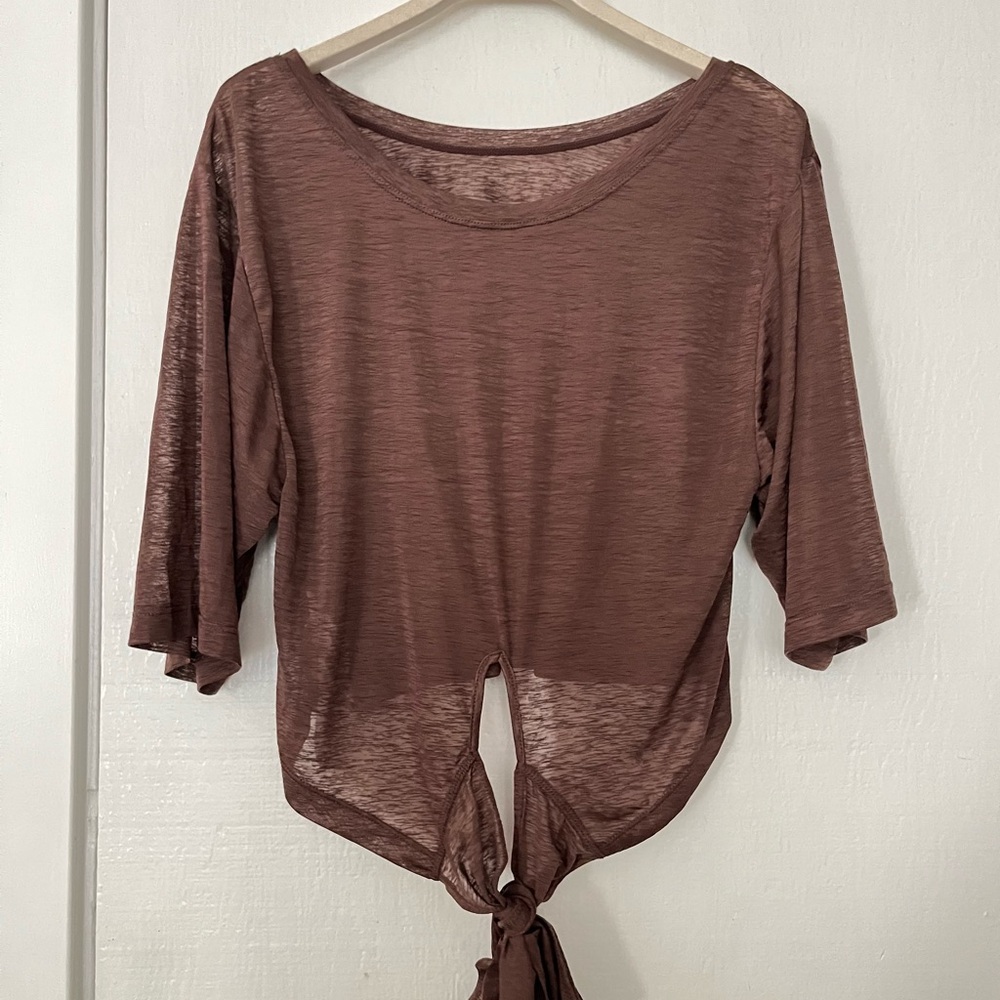 Fabletics Cacao Brown "Ryan" Short Sleeve Crop Reversible Tie Up Wrap Tee Medium